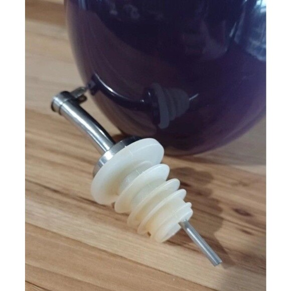 Rachael Ray 2-Piece EVOO & Vinegar Dispensing Bottle Set Purple - Picture 7 of 8